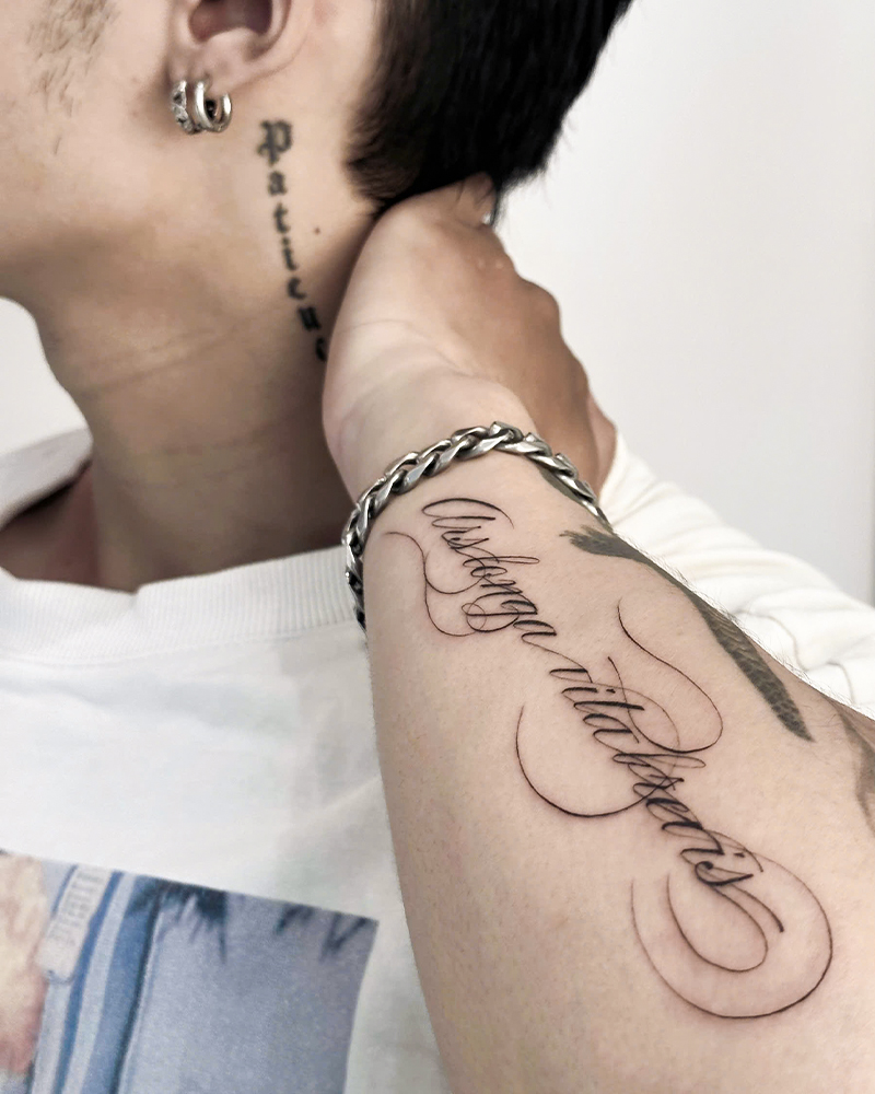 LETTERING