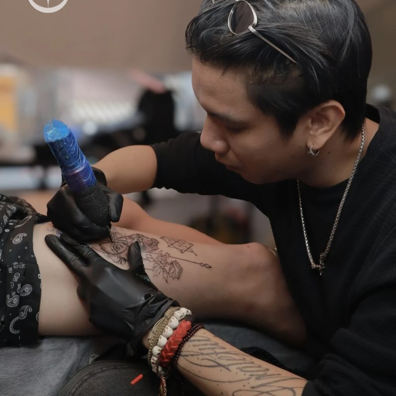 TATTOO ARTIST